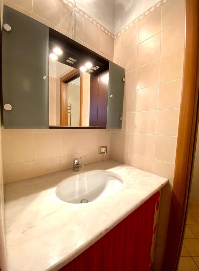 Elegante appartamento in centro Palermo Esterno foto